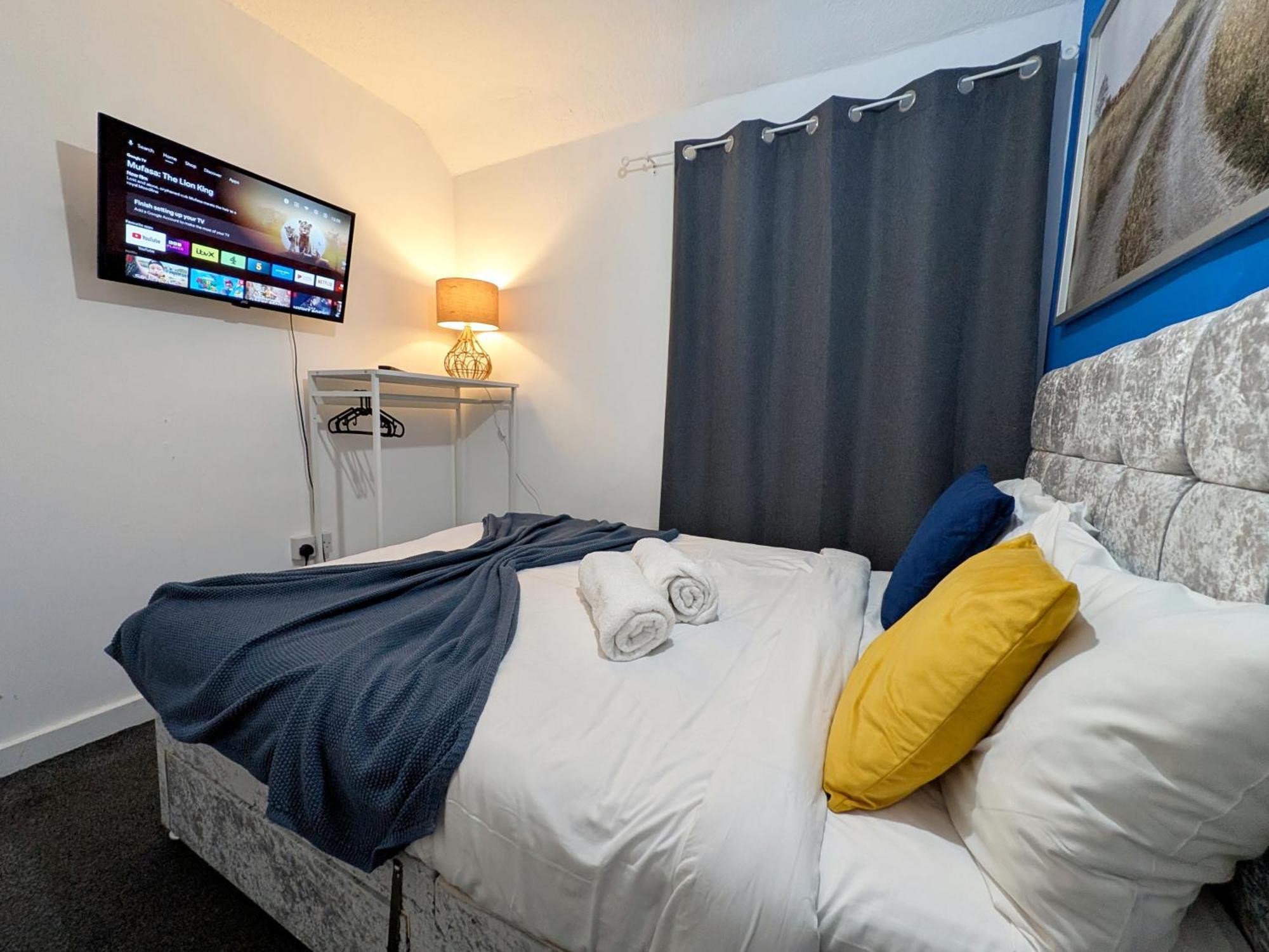 Stockhill Lane Spacious 3-Bedroom House With Private Parking Nottingham