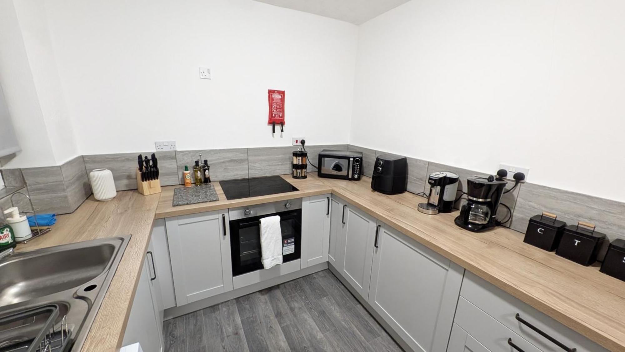 Stockhill Lane Spacious 3-Bedroom House With Private Parking Apartment Nottingham